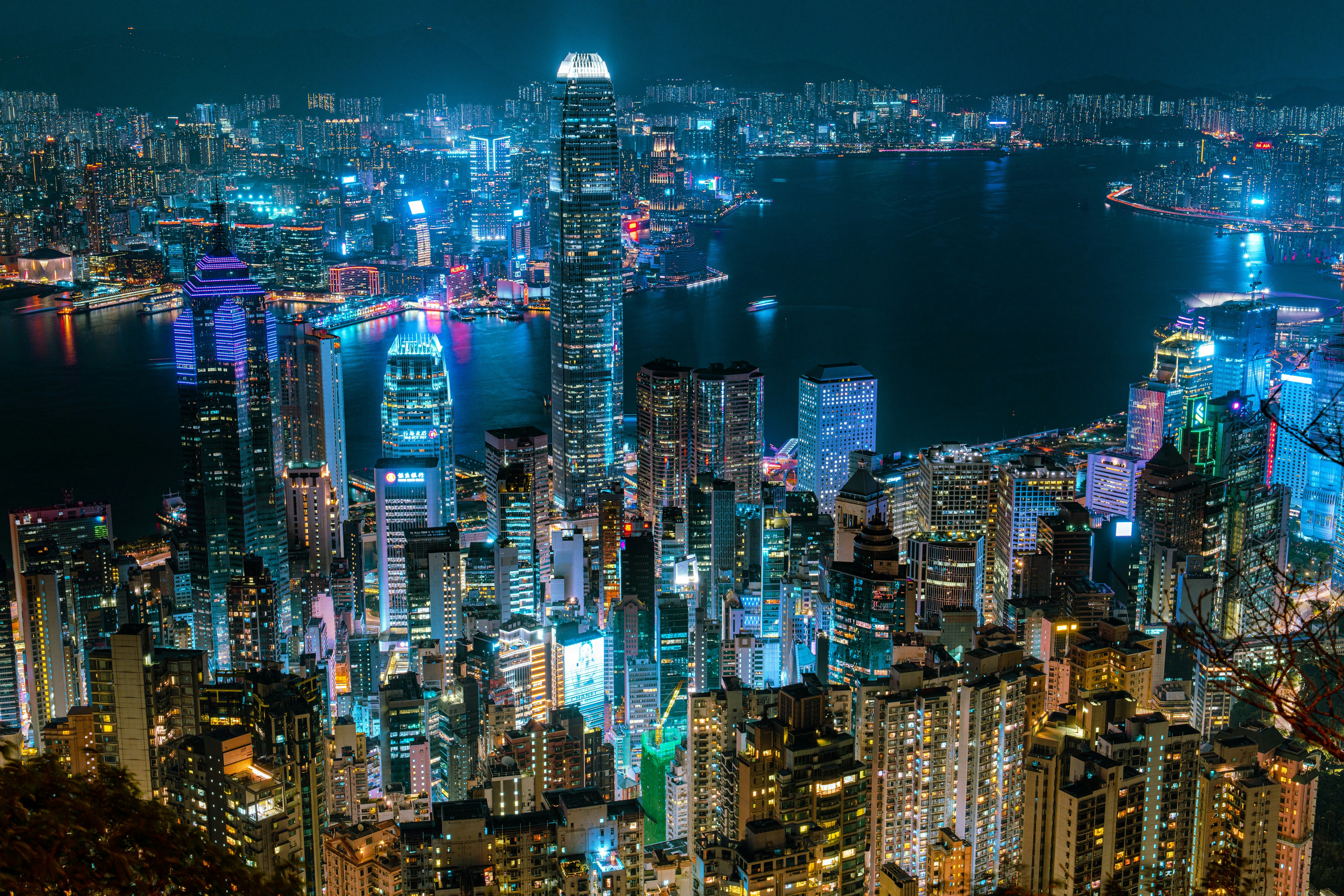 香港